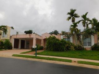Foreclosed Home - Urb Montehiedra Falcon St 41, 00926