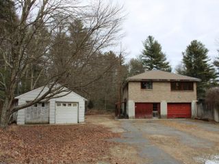 Foreclosed Home - 103 Hardwick Pond Rd, 01082