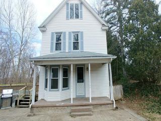 Foreclosed Home - 7 Leo St, 01151