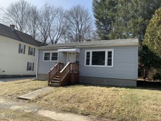 Foreclosed Home - 255 Lenox Ave, 01201
