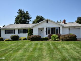 Foreclosed Home - 41 OAK HILL RD, 01201