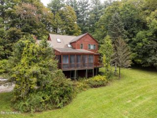 Foreclosed Home - 93 UNDERMOUNTAIN RD, 01230