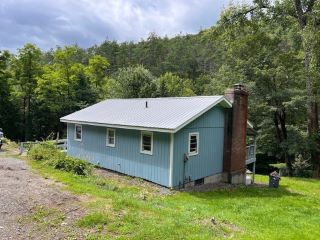 Foreclosed Home - 2 CIDER MILL RD, 01340