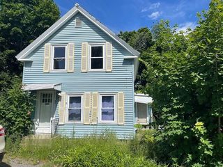 Foreclosed Home - 82 CONGRESS ST, 01420