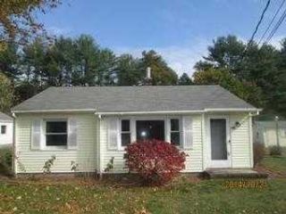 Foreclosed Home - 20 Warren Rd, 01469