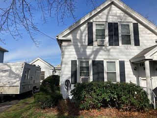 Foreclosed Home - 7 MILL RIVER ST, 01504