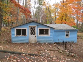 Foreclosed Home - 3 Ridge Rd, 01521