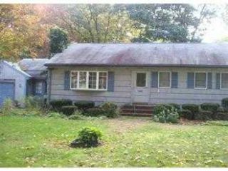 Foreclosed Home - 14 GLENWOOD RD, 02038
