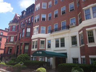 Foreclosed Home - 250 COMMONWEALTH AVE APT 22, 02116