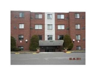 Foreclosed Home - 600 GOVERNORS DR APT 17, 02152