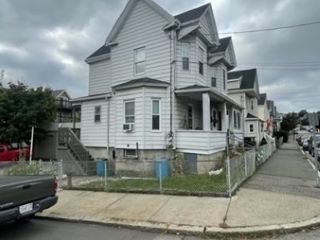Foreclosed Home - 35 HENRY ST, 02155