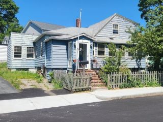 Foreclosed Home - 3 ISLAND AVE, 02169