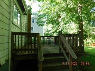 Foreclosed Home - List 100420236