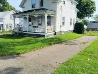 Foreclosed Home - 35 FOREST ST, 02346