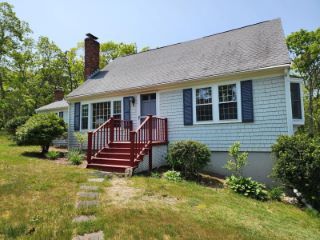 Foreclosed Home - 2 BAYVIEW RD, 02537