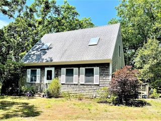 Foreclosed Home - 8 BOYLSTON DR, 02539