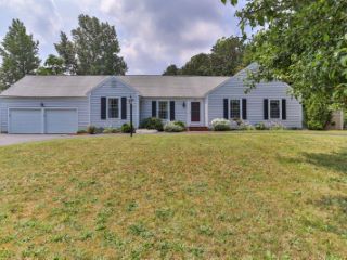 Foreclosed Home - 15 ROCKY HILL RD, 02631