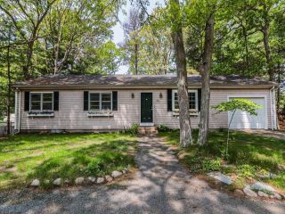 Foreclosed Home - 882 BUMPS RIVER RD, 02632