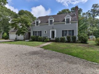 Foreclosed Home - 131 CLAMSHELL COVE RD, 02635