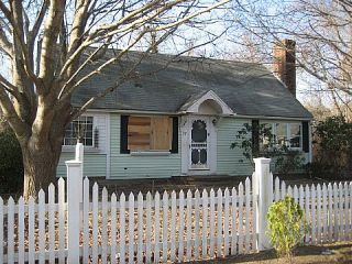 Foreclosed Home - 77 CENTER ST, 02639