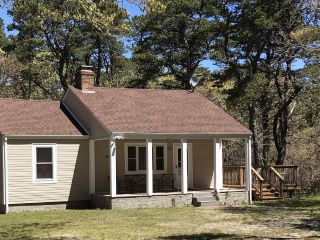 Foreclosed Home - 605 CABLE RD, 02642