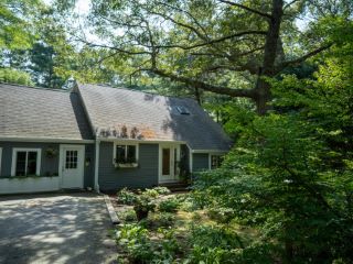 Foreclosed Home - 3687 FALMOUTH RD, 02648