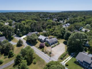 Foreclosed Home - 72 FOREST BEACH RD, 02659
