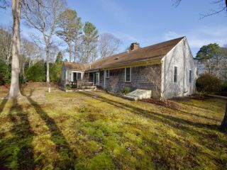 Foreclosed Home - 21 BRAY FARM RD S, 02675