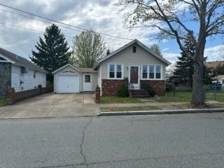 Foreclosed Home - 82 NORWELL ST, 02740