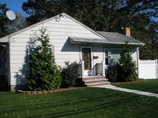 Foreclosed Home - 3782 ACUSHNET AVE, 02745