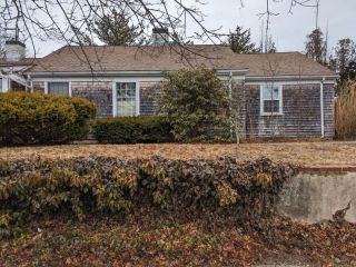 Foreclosed Home - 37 MARYLAND ST, 02745