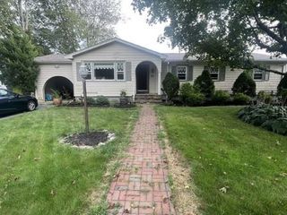 Foreclosed Home - 22 SABLE AVE, 02747