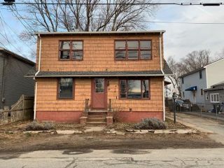 Foreclosed Home - 415 Ocean Grove Ave, 02777