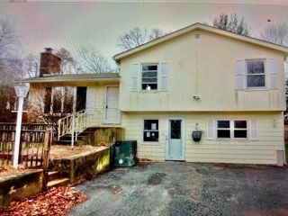 Foreclosed Home - 234 HOWARD AVE, 02816