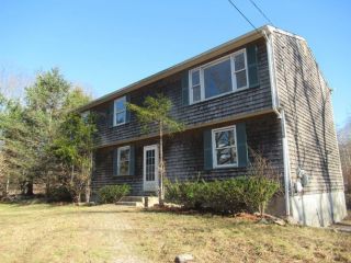 Foreclosed Home - 84 North Rd, 02833
