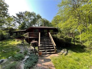 Foreclosed Home - 949 N MAIN RD, 02835