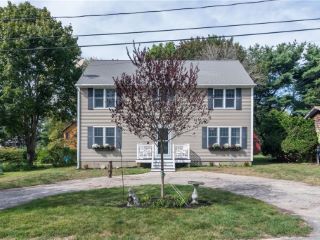 Foreclosed Home - 44 GARBOARD ST, 02835
