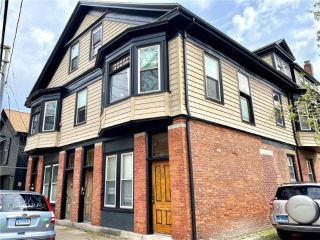Foreclosed Home - 16 LIBERTY ST, 02840