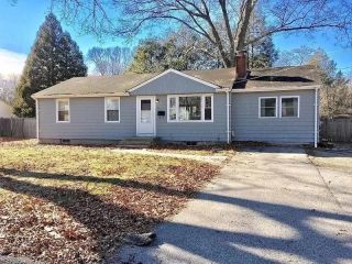 Foreclosed Home - 21 LAKE DR, 02852