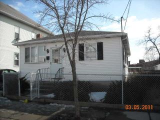 Foreclosed Home - 48 WOODLAWN AVE, 02860