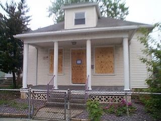 Foreclosed Home - 77 MARGARET ST, 02860