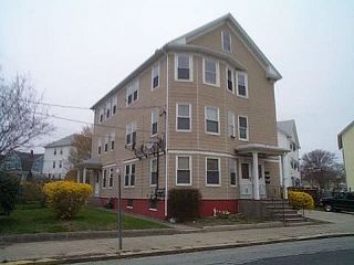 Foreclosed Home - 125 RHODE ISLAND AVE, 02860