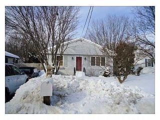 Foreclosed Home - 186 BRYANT ST, 02864