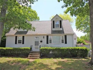 Foreclosed Home - 129 BRIARWOOD AVE, 02878