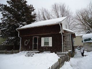 Foreclosed Home - 14 STEWART ST, 02889