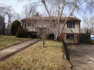 Foreclosed Home - 17 NUTMEG DR, 02891