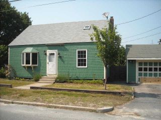 Foreclosed Home - 878 BERNON ST, 02895