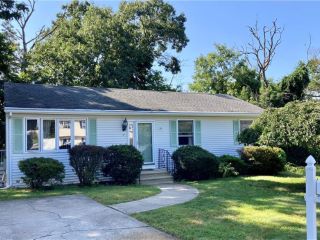 Foreclosed Home - 3 KIMBERLY CT, 02911