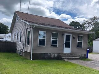 Foreclosed Home - 9 VINELAND AVE, 02916