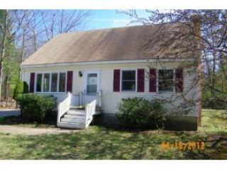 Foreclosed Home - 34 AMOSKEAG DR, 03045